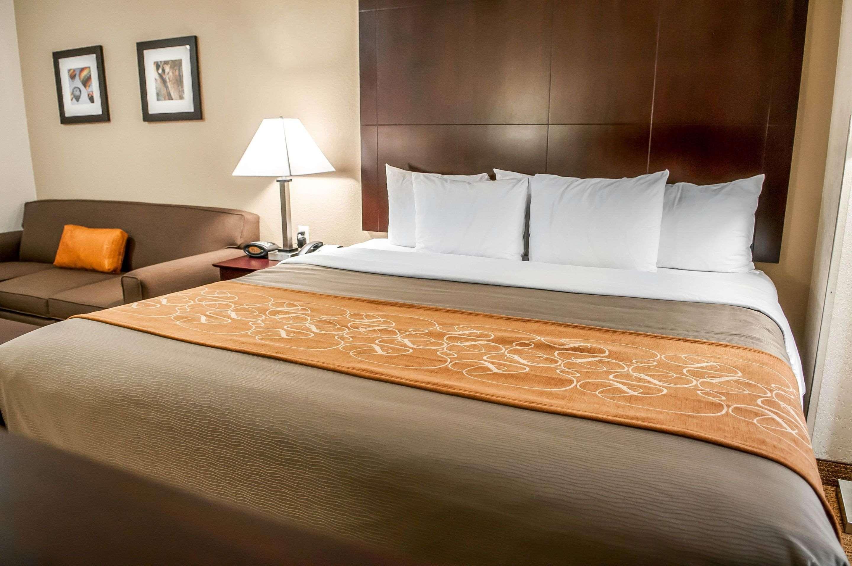 Comfort Suites Albuquerque-North Journal Center Экстерьер фото