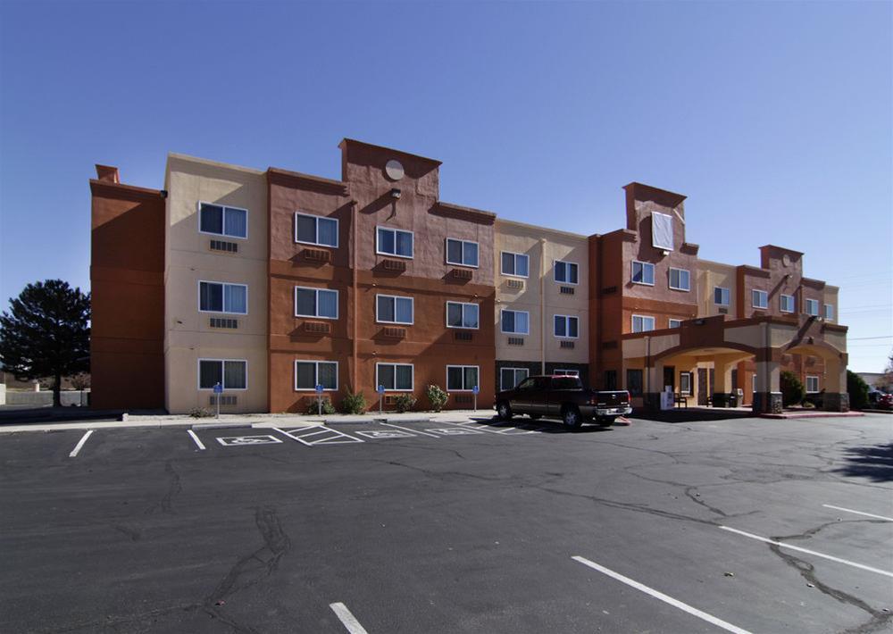 Comfort Suites Albuquerque-North Journal Center Экстерьер фото
