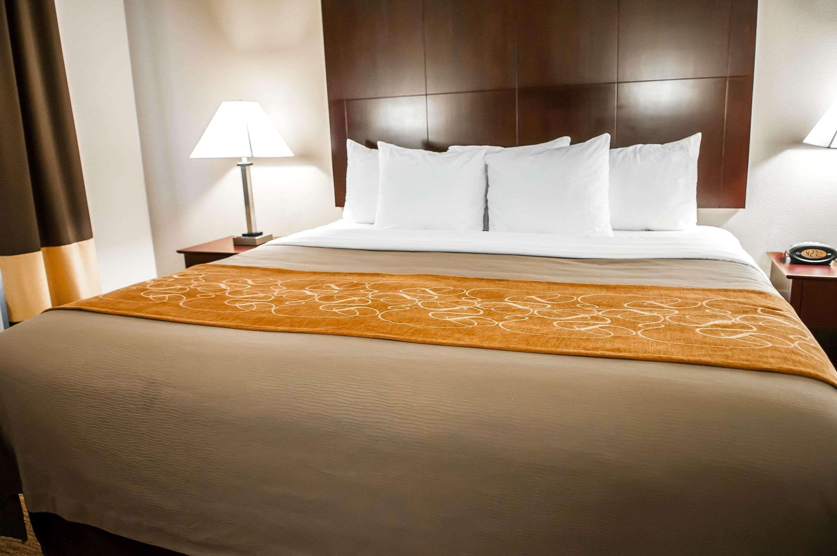 Comfort Suites Albuquerque-North Journal Center Экстерьер фото